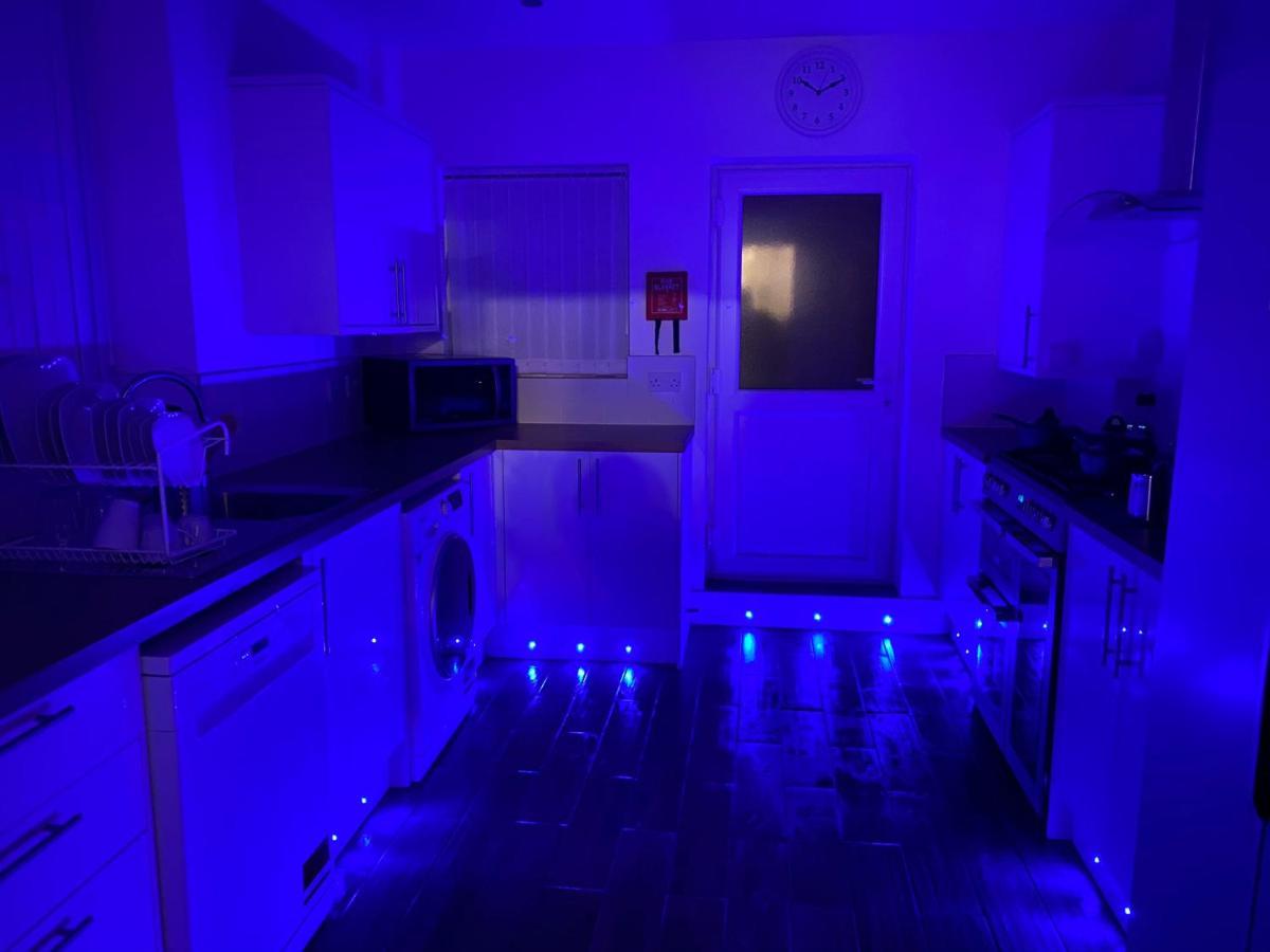 Ferienwohnung Heaton Park Road Professional Lets Newcastle upon Tyne Exterior foto